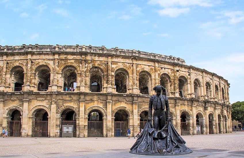 nimes arenes